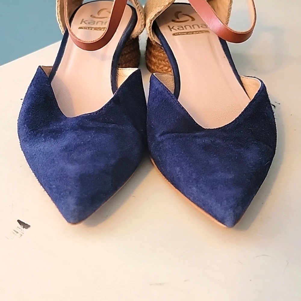 KANNA Jini‎ Raffia Trimmed Navy Suede Heels Eur 37, US 6.5-7